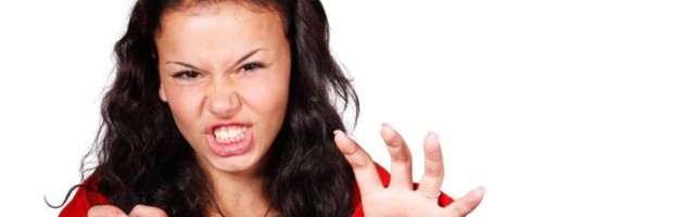 BUKVALNO BEŽE OD NJIH! Muškarci se najviše PLAŠE žene rođene u OVOM ZNAKU!