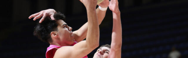 Даниловић потписао први професионални уговор са Мегом