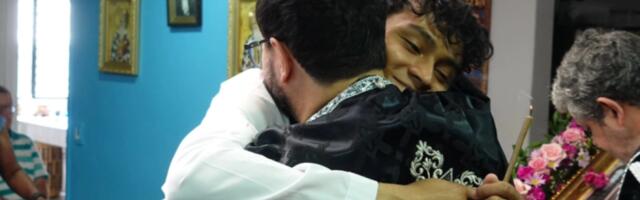 Kolumbijac se krstio na Vaskrs: Dobio ime Porfirije (FOTO)