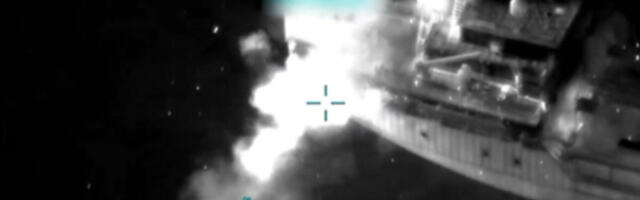DVE "HELFAJER" RAKETE DIREKTNO U MAŠINSKI DEO BRODA: Američka pogodila i treći komercijalni brod u moreuzu (VIDEO)
