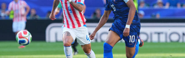 Francuzi besni iako su pobedili: “Tukli su nas 90 minuta, a kartona 0”