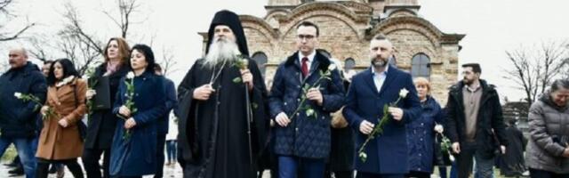18 godina od pogroma Srba sa KiM, u Gračanici opelo