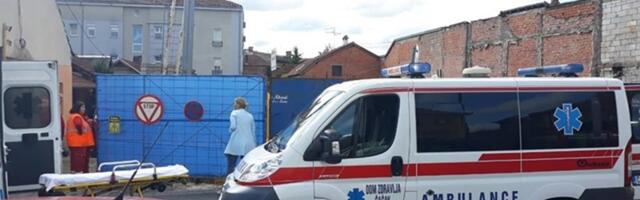 Комби ударио старију жену на аутобуској станици у Тополи, само пуком срећом избегнута трагедија