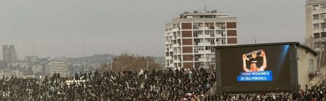 ILIĆ I DELIBAŠIĆ ZAUVEK U CRNO-BELIM SRCIMA! Održan minut ćutanja za preminule bivše igrače Partizana (FOTO+VIDEO)