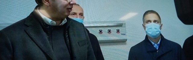 Vučić: Sutra ćemo imati više od 3.000 novozaraženih