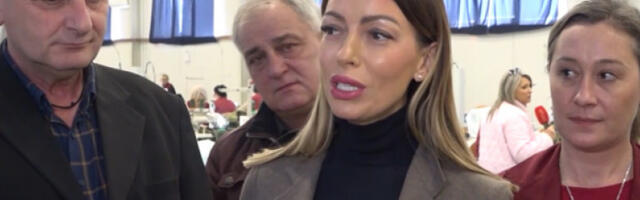Месаровићева: Женама запосленим у погону Јумко у Рудној Глави по 20.000 динара