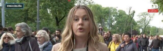 Mediji: Protesti u Beogradu poljuljali odnose Vučića i Dodika