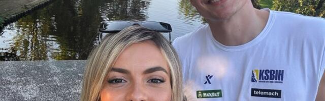 Devojka mu je prelepa Srpkinja, on bio senzacija na EP sa BiH, povezivan sa Partizanom, sada otišao u Španiju