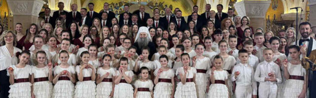 Патријарх: Господ је својим васкрсењем дао нашим животима наду, смисао, пуноћу, лепоту и радост