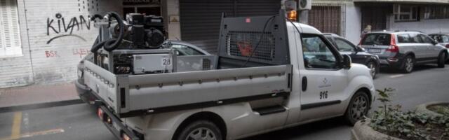OBJAVLJEN RAT KOMARCIMA! Kreće masovno "čišćenje" po Beogradu