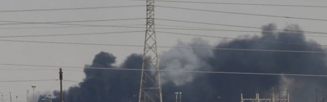 DVE KAĆUŠE POGODILE BAZU SA AMERIČKIM VOJNICIMA U IRAKU!