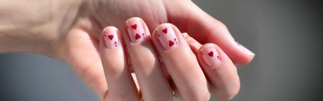 Valentine’s Day Nails: Elegantan manikir za Dan zaljubljenih