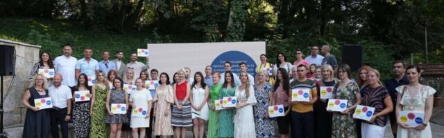 Dodeljena priznanja za projekte popularizacije nauke, PMF Kragujevac među dobitnicima