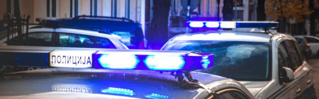 VELIKA ZAPLENA ORUŽJA U NIŠU! Policija pronašla devet pištolja, lovačku pušku i municiju!