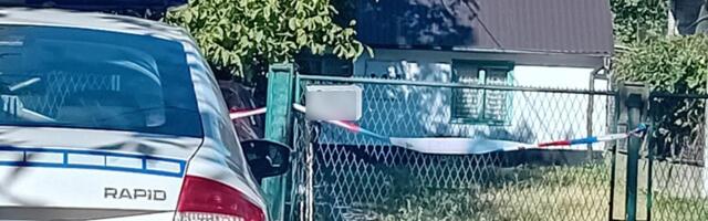 TUKAO ŽRTVU DO SMRTI, PA MU VEZAO RUKE KABLOM OD PUNJAČA, A TELO PREKRIO TEPIHOM: Optužen mladić (24) za jezivo ubistvo u Zemunu - žrtvu udario 33 puta!