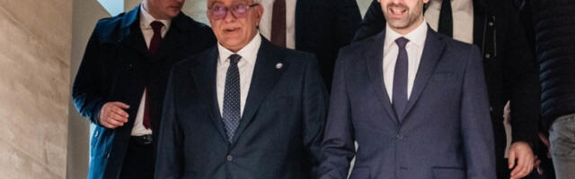 Реконструкција или крпљење: шта се заиста дешава у Спајићевој Влади