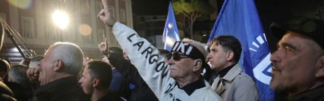 (VIDEO) Albanija ključa od besa, 35 dana protesta: Narod ustao protiv novog Envera Hodže