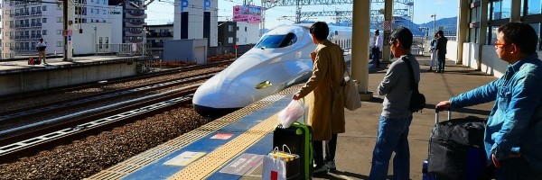 Mašinovođa u Japanu napustio kabinu pri brzini od gotovo 250 km/h