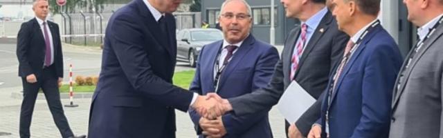 /UŽIVO/ Vučić na otvaranju fabrike Magna Seating u Aleksincu!