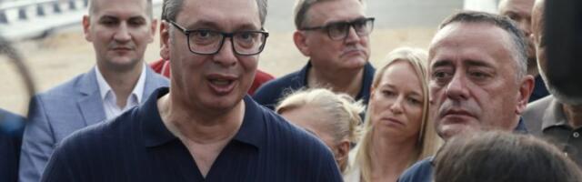 PREDSEDNIK VUČIĆ OBIŠAO RADOVE NA IZGRADNJI DUNAVSKOG KORIDORA I MANASTIR TUMANE: "Ubrzavamo gradnju puteva, sve što su ljudi mislili da su priče sada se ostvaruje"