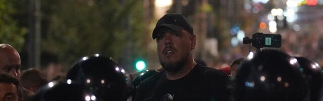 "Koliko god da plaćaju ove ljude koji hapse Štimca - malo je. Nema para da se plati večna sramota" (VIDEO)