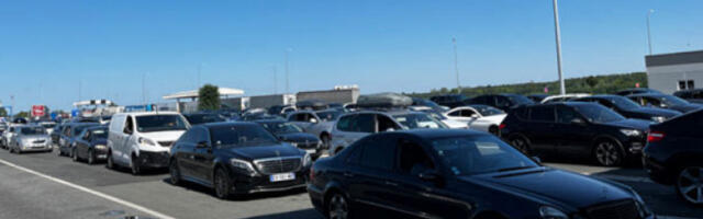 Нема чекања на ауто-путевима, дужа задржавања на излазу из Србије