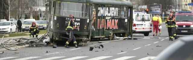 OVO JE MLADIĆ KOJI JE STRADAO U SARAJEVU! Tramvaj iskočio iz šina, u nesreći devojčici AMPUTIRANA NOGA! (FOTO)
