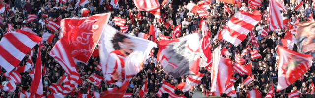 (FOTO) Žestoka prozivka "delija" zbog Bake Praseta - Navijače Vojvodine očekuje paklen doček na "Marakani"