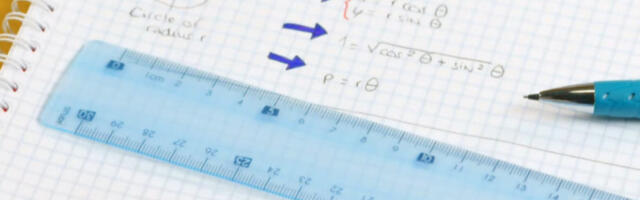 Zašto postoji razmak pre nule na lenjiru?