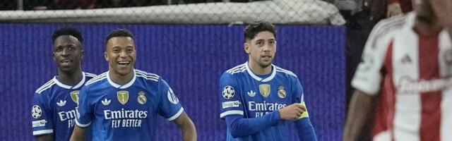 To nije čudo, to je Mbape! Za sedam minuta dao het-trik u Pireju, a nije najbrži ikad