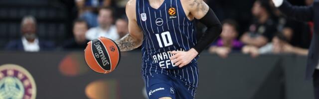 ZVANIČNO: Efes slučajno otkrio ime naslednika Igora Kokoškova! (FOTO)