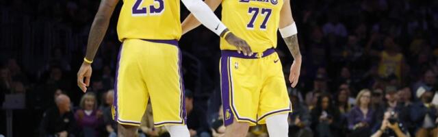 LUKA I LEBRON BLISTALI U BRUKLINU! Lejkersi rutinski savladali Netse (VIDEO)