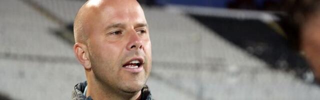 Arne Slot zagledan u tabelu Superlige: Partizan ne gubi utakmice