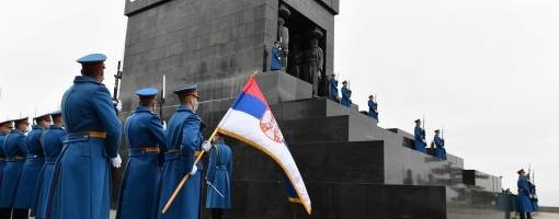 Stefanović položio venac na spomenik Neznanom junaku