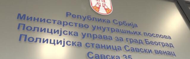 VJT: Devojka koja je nožem napala policajca ispred PS Savski venac ranjena u nogu 