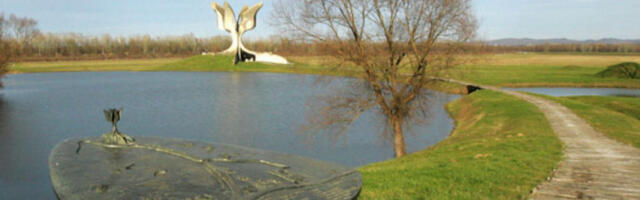 Тешка историјска прича