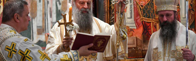 Patrijarh Porfirije u Pećkoj patrijaršiji: vaskršnja liturgija u sedištu srpske crkve