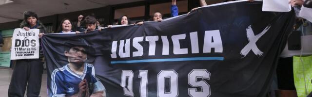 ARGENTINA PONOVO NA NOGAMA: Kreće novo suđenje zbog smrti Maradone - evo ko je sve na optuženičkoj klupi