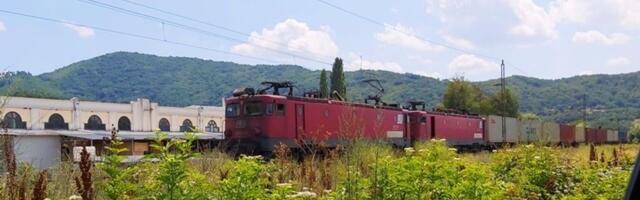 VLAST NE MENJA ĆUD Srbijavoz: Obustavljeni svi vozovi