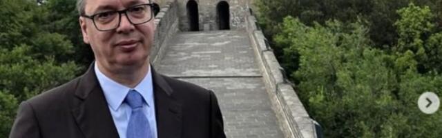 Vučić: Laž je da je na protestu na Slaviji bilo između 180 i 190 hiljada ljudi