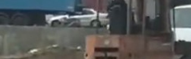 BOSNA BRUJI O OVOM VOZAČU VILJUŠKARA! Ljudi ostali u šoku kad su videli šta prevozi! /VIDEO/