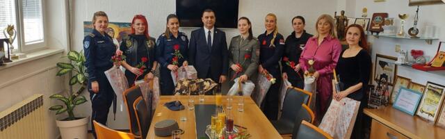 Prijem dama sa neobičnim zanimanjima u GO Medijana