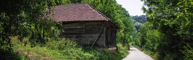 Bajkovito selo u srcu Srbije, 10 planina okolo