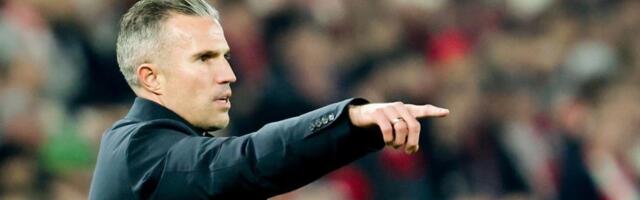 VELIKI PRITISAK NA FUDBALSKU LEGENDU! Poslao na teren svog sina, pa odgovorao na nezgodno pitanje posle poraza