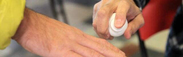 Frankfurter rundšau: I pored izbornog nasilja i prevara Vučićeva SNS gubi glasove birača