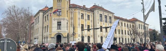 “Bože, biće pravde”- novi protest u Nišu na raskrsnici kod Suda