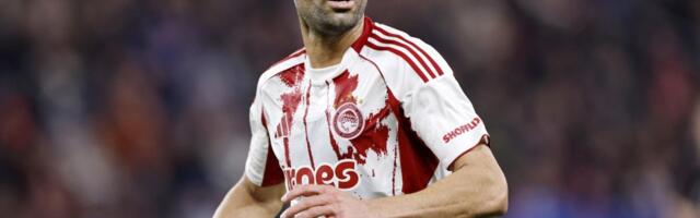 HTEO DA BATALI KARIJERU I BORI SE ZA IRAN PROTIV AMERIKANACA: Bivši napadač Intera tražio uniformu, a onda se javio njegov menadžer