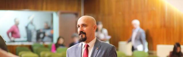 Miroslav Petrašinović: Dok Vučić rizikuje zdravlje da bi obezbedio ukidanje sankcija NIS-u, Đilas se smeje