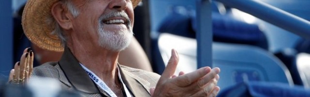 (FOTO) SENKA OD ČOVEKA! Poslednja fotografija Šona Konerija i njegove udovice Mišelin!