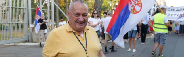 Milivojević (DS) pozvao sve građane da pomoć koju je najavio Vučić uplate studentima